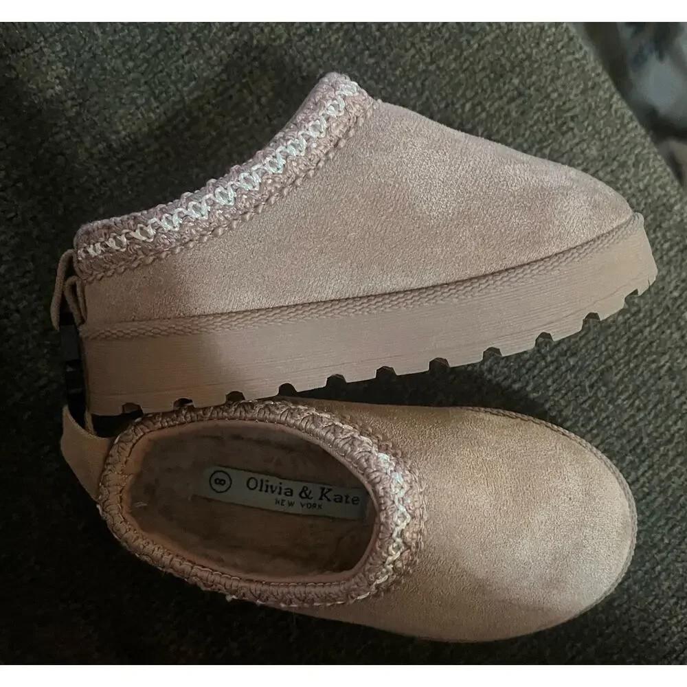 Olivia & Kate cozy Hard Bottom slippers size 8 blush pink faux suede